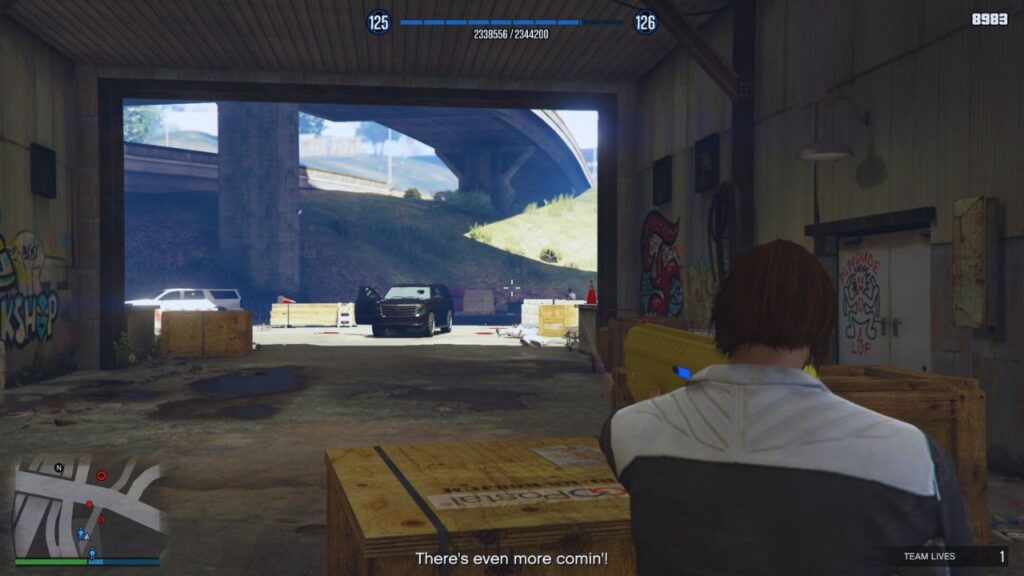 The GTA Online protagonist aiming the Unholy Hellbringer at hostiles in Last Dose 1 - This is an Intervention outside of The Freakshop.